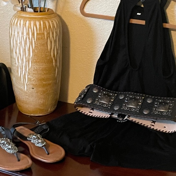 Sandals - Picture 2 of 3